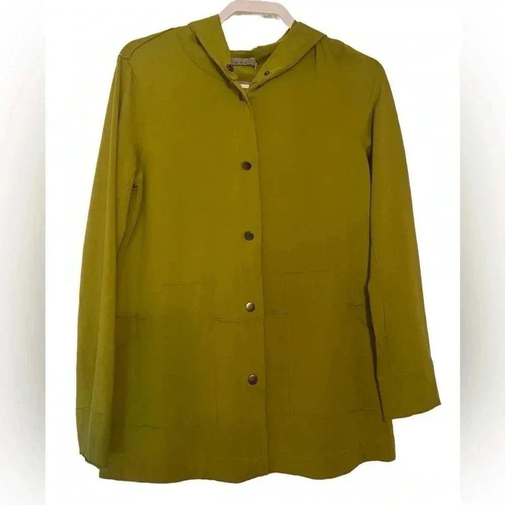 209 WST snap front hooded jacket NWT Green XS